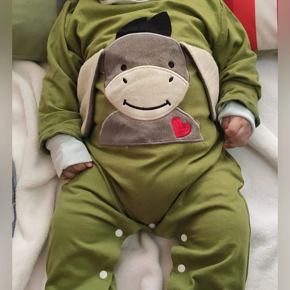 Green Baby Romper with Cute Character Design‎